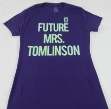Juniors NEW Purple One Direction 1D Future Mrs. Tomlinson Louis T-Shirt XS S M