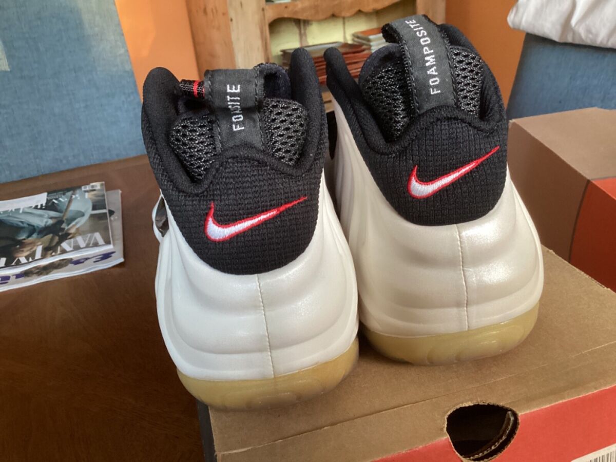 New dead stock OG vintage Nike Air foamposite Pro pearl New dead stock OG vintage Nike Air foamposite Pro pearl