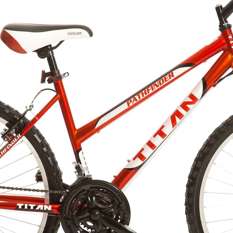 Bicicleta de montaña Titan Pathfinder 18 velocidades para hombre con suspensión envío rápido  Foto 2 de 4