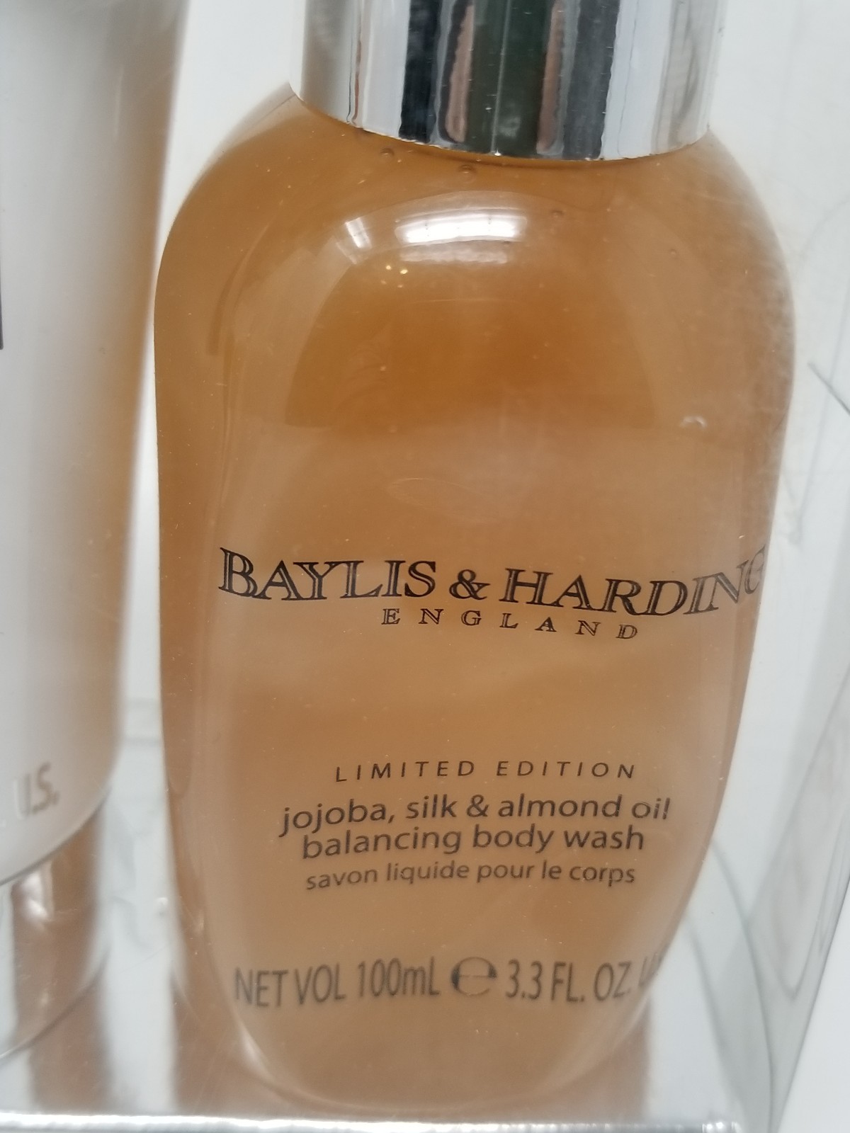 Baylis & Harding England Jojoba, Silk & Almond Oil 5 Piece Gift Set