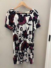 Diane Von Furstenberg  Silk Dress 6 Floral Petals Poppy Like Geo Pockets Summer