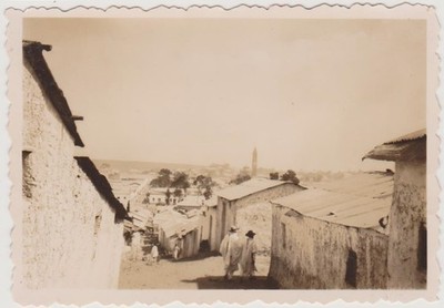 Kleines Foto Schnappschuss um 1935 Eritrea Eritrea ASMARA Ureinwohnerdorf 8,5x6 cm.