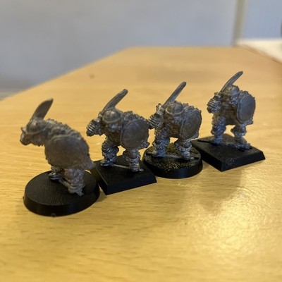 Chaos Hobgoblin mit Schwert & Schild Metall Games Workshop 4 Miniaturen 