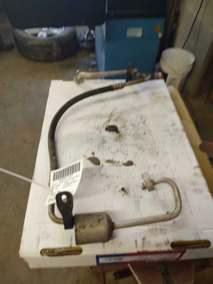 Mangueira de descarga CA 2006 - 2010 Ford Explorer 4.0L APENAS FABRICANTE DE EQUIPAMENTO ORIGINAL 9L2Z19972C - Imagem 2 de 3