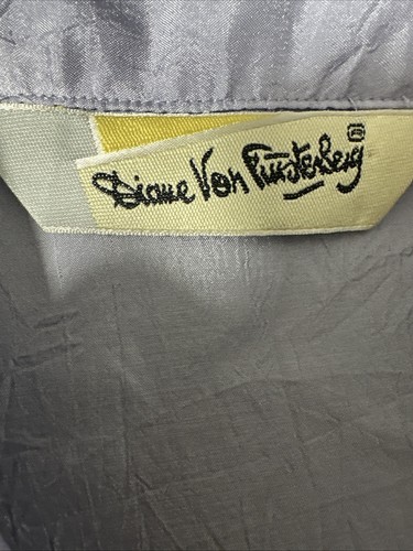 Vintage Diane Von Furstenberg Blouse Women Size 10 Lilac Office Casual Tunic Y2K - Picture 8 of 10
