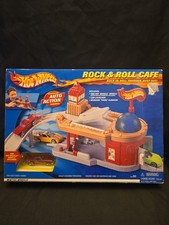 Hot Wheels 2000 Rock  Roll Cafe Set