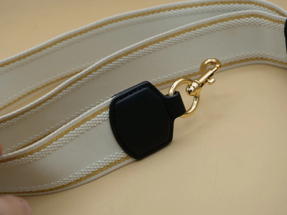 Cartera con correa Marc Jacobs The Logo Foto 4 de 4