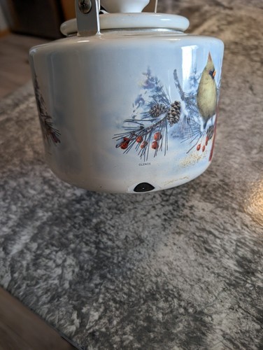 Vintage Lenox Winter Greetings Enamelware Teapot Cardinal & Chickadee - Picture 4 of 4