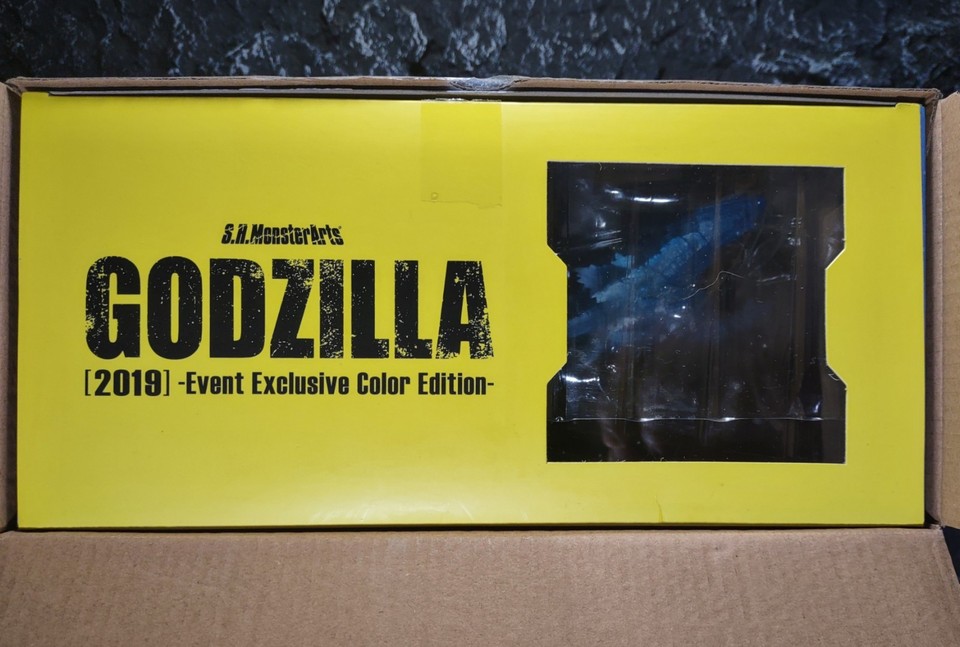SH MonsterArts Godzilla (2019) Event Exclusive Color Edition Bandai
