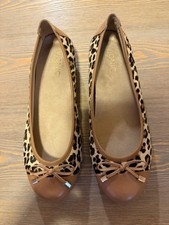 Vionic Minna Leopard Print Tan and Brown Leather Ballet Flats Size 10