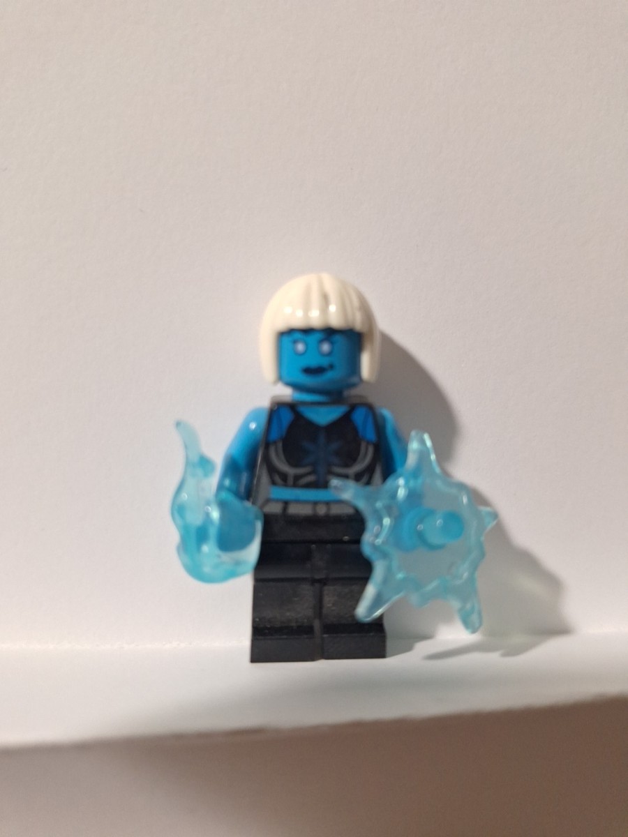 入手不可能！ピーターロリマー伝記 Leeds And Scotland Hero Lego DC Super Heroes Minifigure SH0472 Killer Frost | eBay