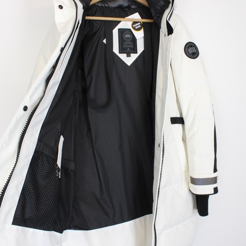 Canada Goose White and Black Merrit Arctic-Tech Parka Down Jacket - Picture 6 of 8