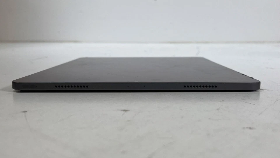 Solo WiFi roto Apple iPad Pro 12.9" 5ta generación 128 GB - LEER DESCRIPCIÓN Foto 3 de 4