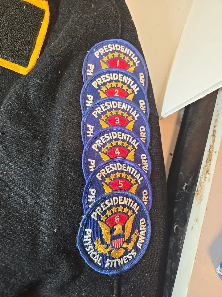 Chaqueta pequeña vintage DeLong Sportswear Varsity para mujer Cherokke Iowa negra  Foto 4 de 4