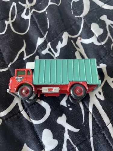 VINTAGE 1960'S LESNEY MATCHBOX CAR TURQUOISE RED NO. 44 REFRIGERATOR TRUCK MINI