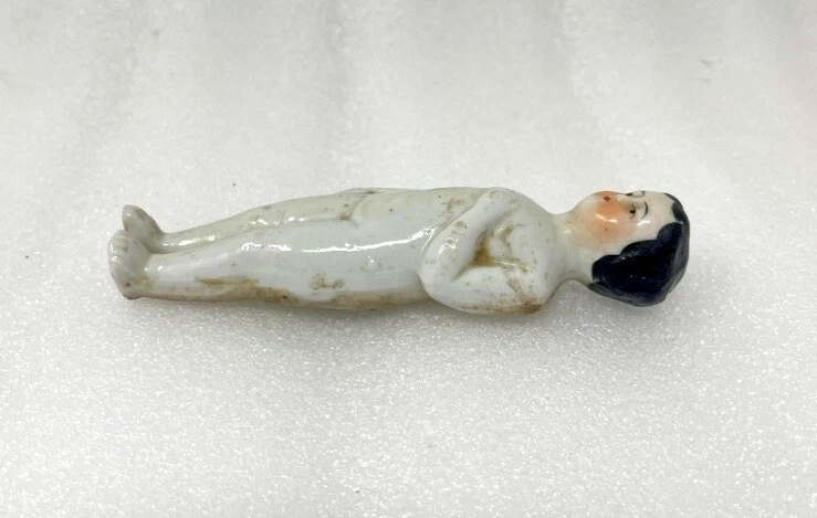 Boneca Charllotte antiga de porcelana cerâmica branca congelada feita à mão - Imagem 3 de 4