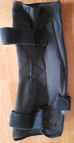New THUASNE Genu Dynastab Hinged Ligament Knee Brace : Size 1 - 32 cm to 34 cm  - Picture 4 of 12