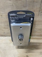 TORK RKP311 Outdoor Button Photo Control With Wall Plate 120V