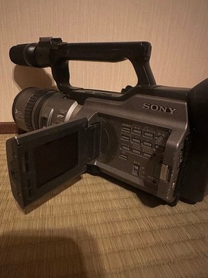 SONY　DCR-VX2100　MiniDV対応　ジャンク Sony DCR-VX2100 Digital HandyCam recorder LCD & Viewfinder