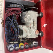 Airbrush Compressor tested Air Brushes Untested , Hoses And New Paint-w/case