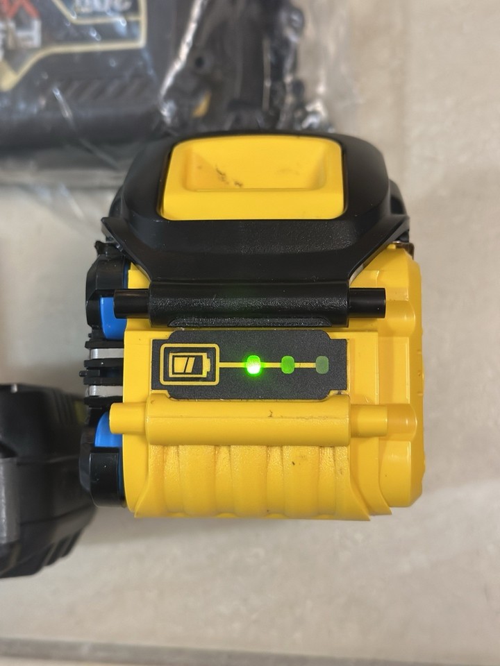Milwaukee Ryobi DEWALT Li-Ion Tool Batteries M18 ONE+ 20V MAX XR 1.5 ...