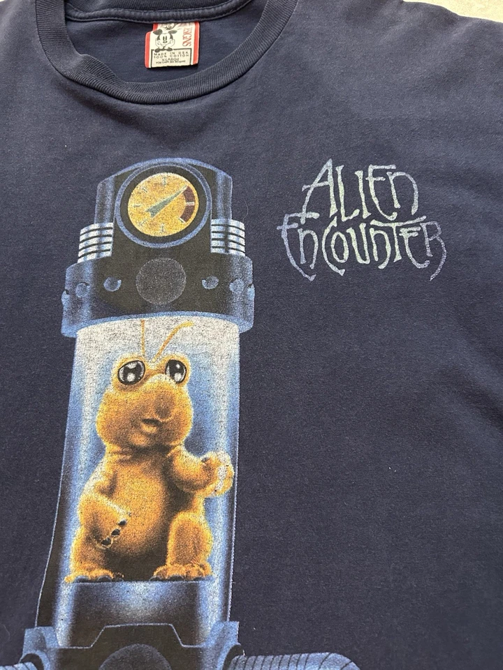 Camiseta Disney Alien Encounter Skippy De Colección Paseo en Parque Temático Ultra Rara XL Foto 3 de 4