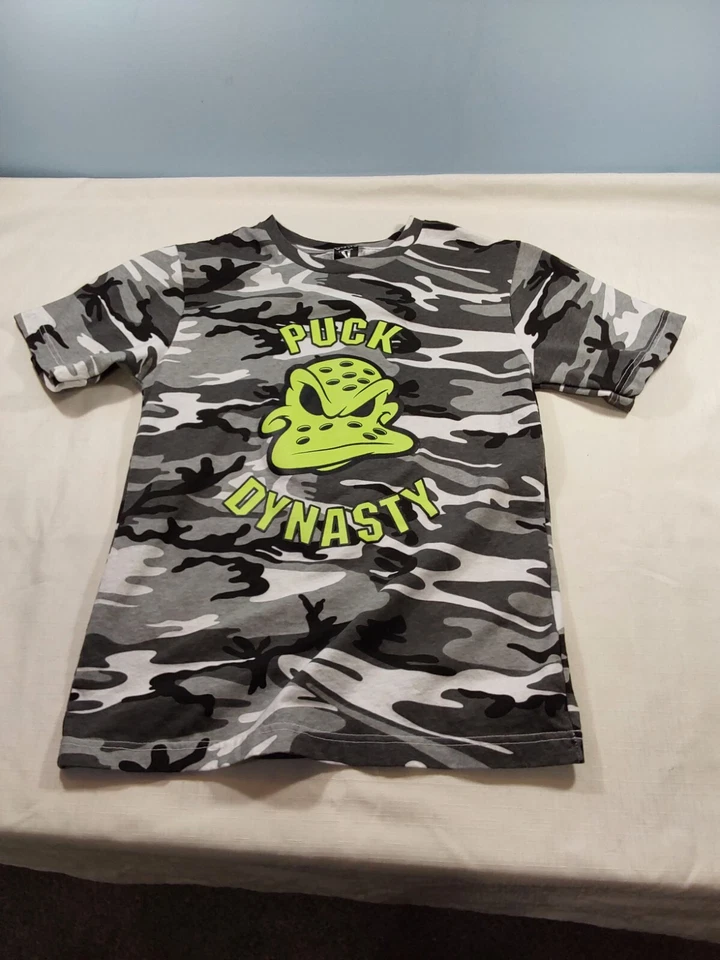Code V Mens Multicolor Short Sleeve Camouflage Puck Dynasty T-Shirt Size Small - Image 2 of 4