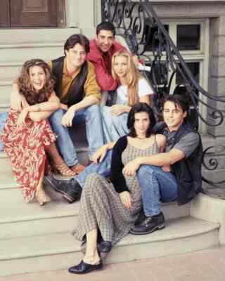 Friends  Jennifer Anniston Courtney Cox Matthew Perry Matt LeBlanc  8x10  Photo