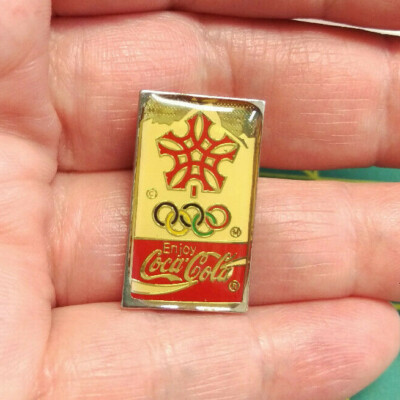 Pin's JO Calgary 88 - Patinage Artistique, émaillé, Signé, Rare !