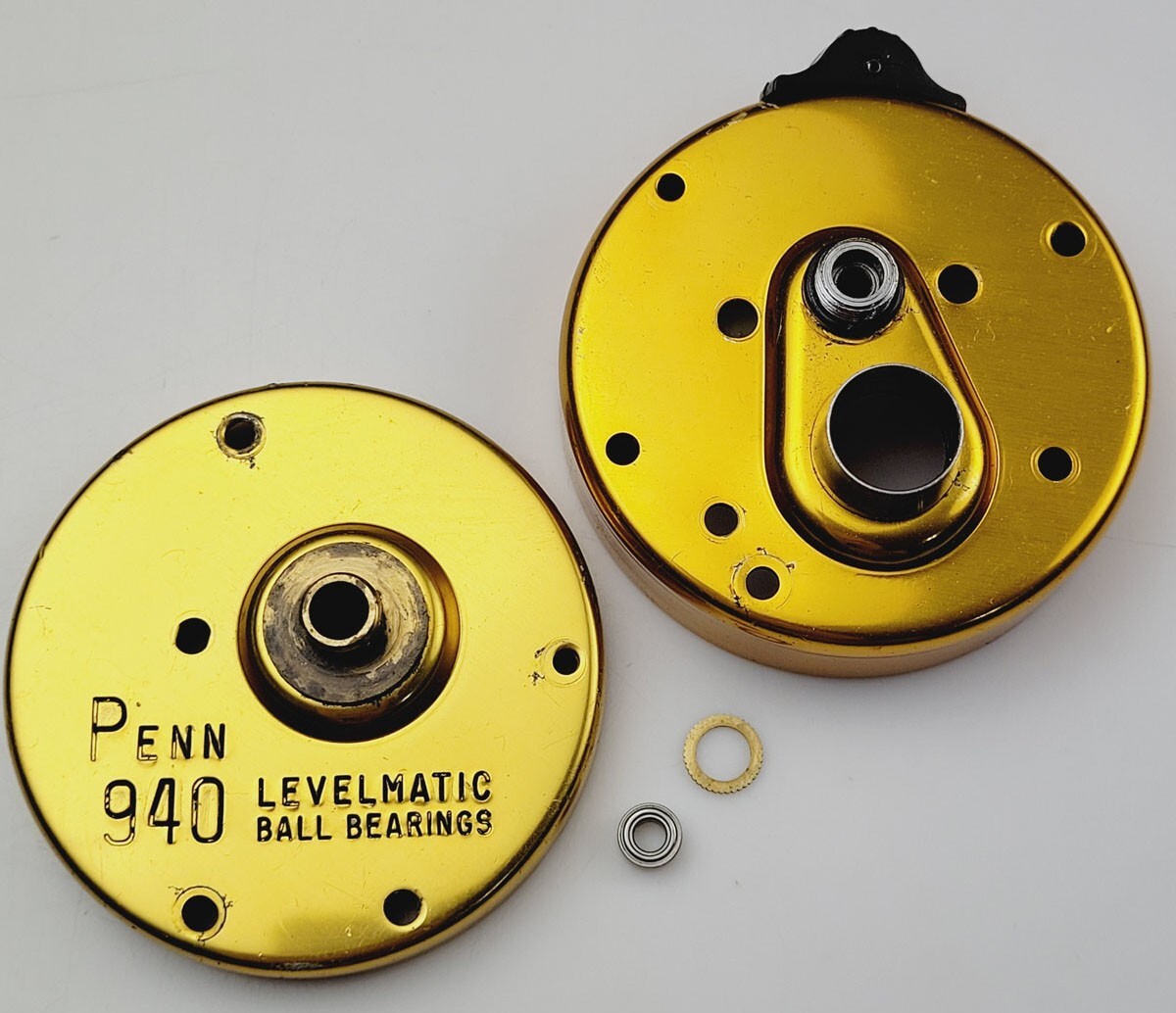 Pièce Vintage Penn Levelmatic 920 – Plaque Arrière Gauche Avec Engrenage, Moulinet Mer