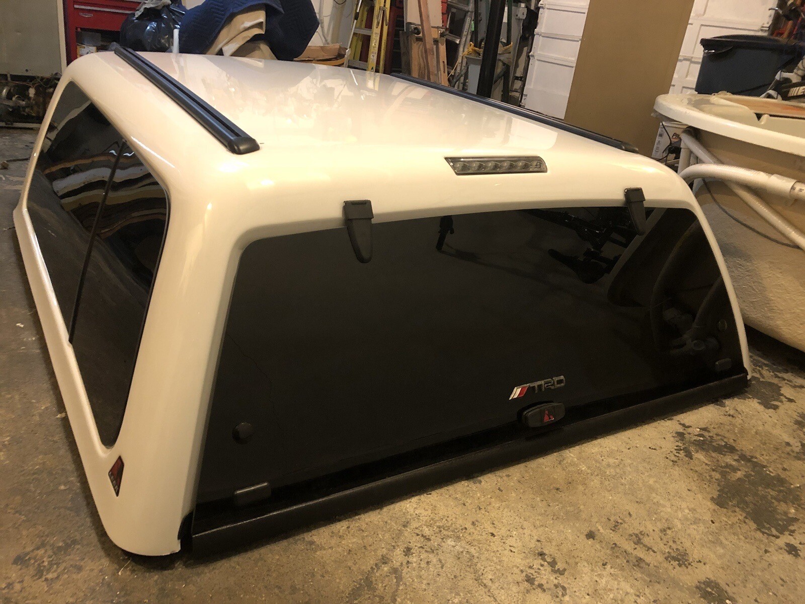 Leer Toyota tacoma bed cap (fits on 2005-2014 models) | eBay