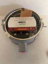  Honeywell C437D-1005, C437D1005 Gas/AIR Pressure Switch no glass