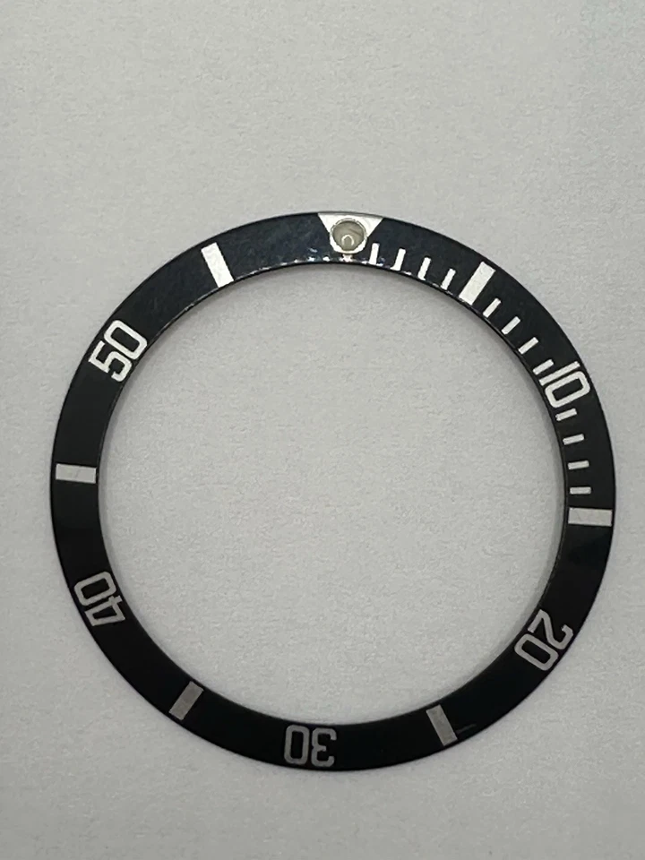 Inserto de bisel Rolex Submariner 100 % genuino vintage para 166610, 14060 y 16800 Foto 2 de 4