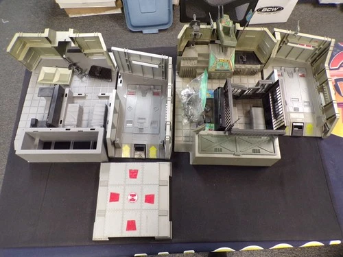 GI JOE HEADQUARTERS COMMAND CENTER LOT OF (2) LOOSE HASBRO PLAYSETS FOR PARTS