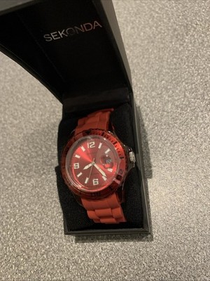 Sekonda Herrenuhr nie benutzt verpackt und Papiere
