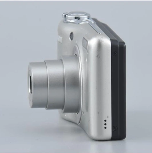 Nikon COOLPIX L32 Silver Compact Digital Camera Body only Tested Rank - B - Image 4 of 4