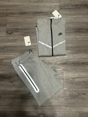 Nike Tech Reflective Short Set