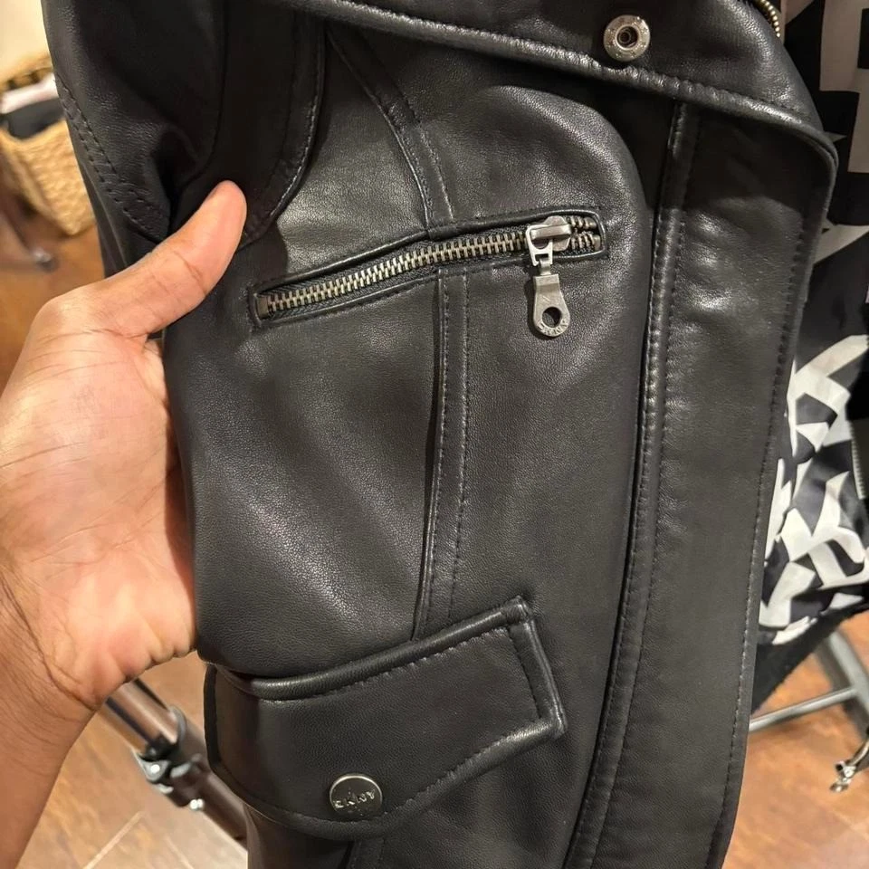 Винтажная черная кожаная куртка-бомбер DKNY с карманами на молнии - Изображение 4 из 4