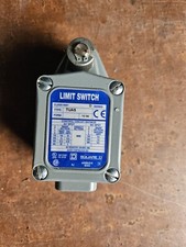 SQUARE D TUA5 Rotary Limit Switch. New.