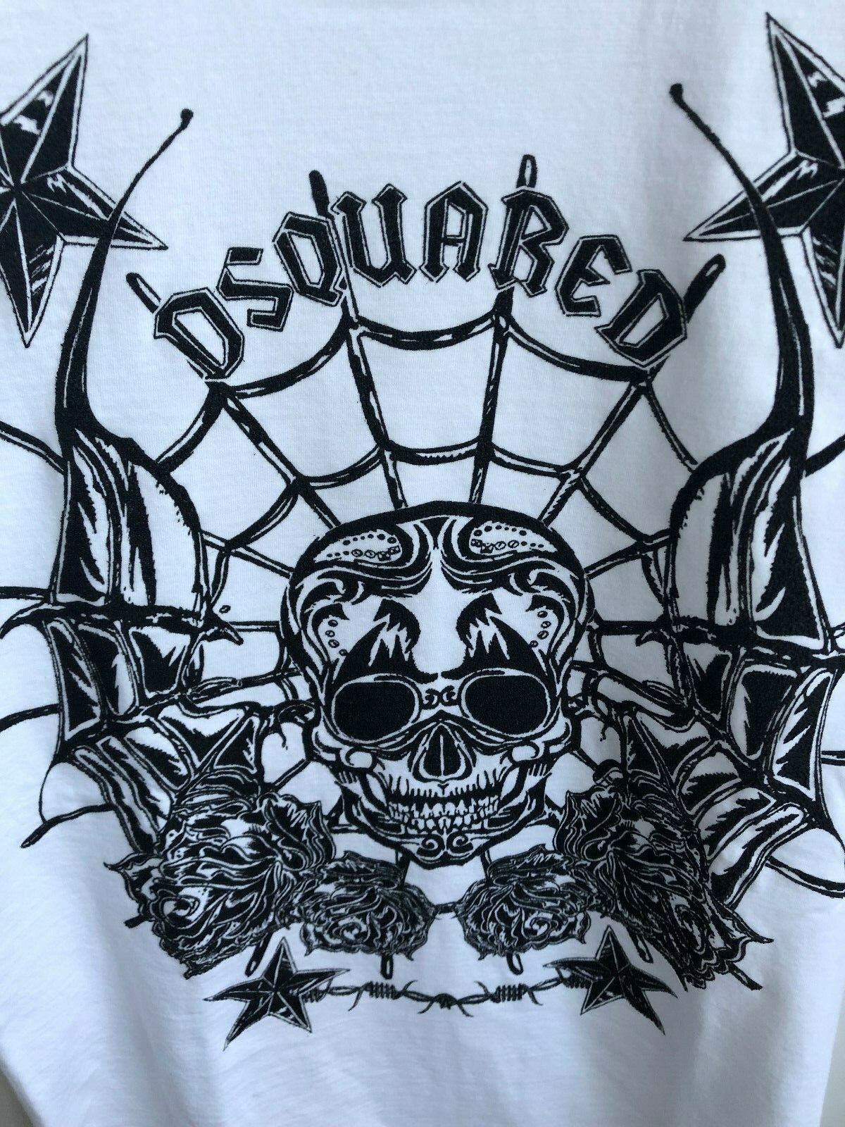 Authentic Dsquared2 Slim Fit T shirt  Size S rrp £310 with receipt image 3