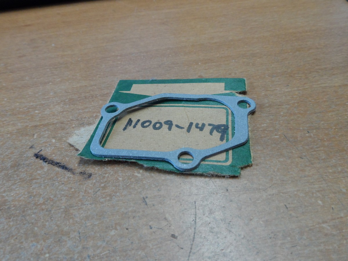 NOS OEM Kawasaki Governor Gasket 1985-1987 KX125 Motocross 11009