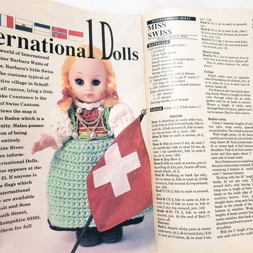 Crochet World Magazine April 1988 Springtime Sweaters Rug Afghan Baby Set Easter - Picture 8 of 10