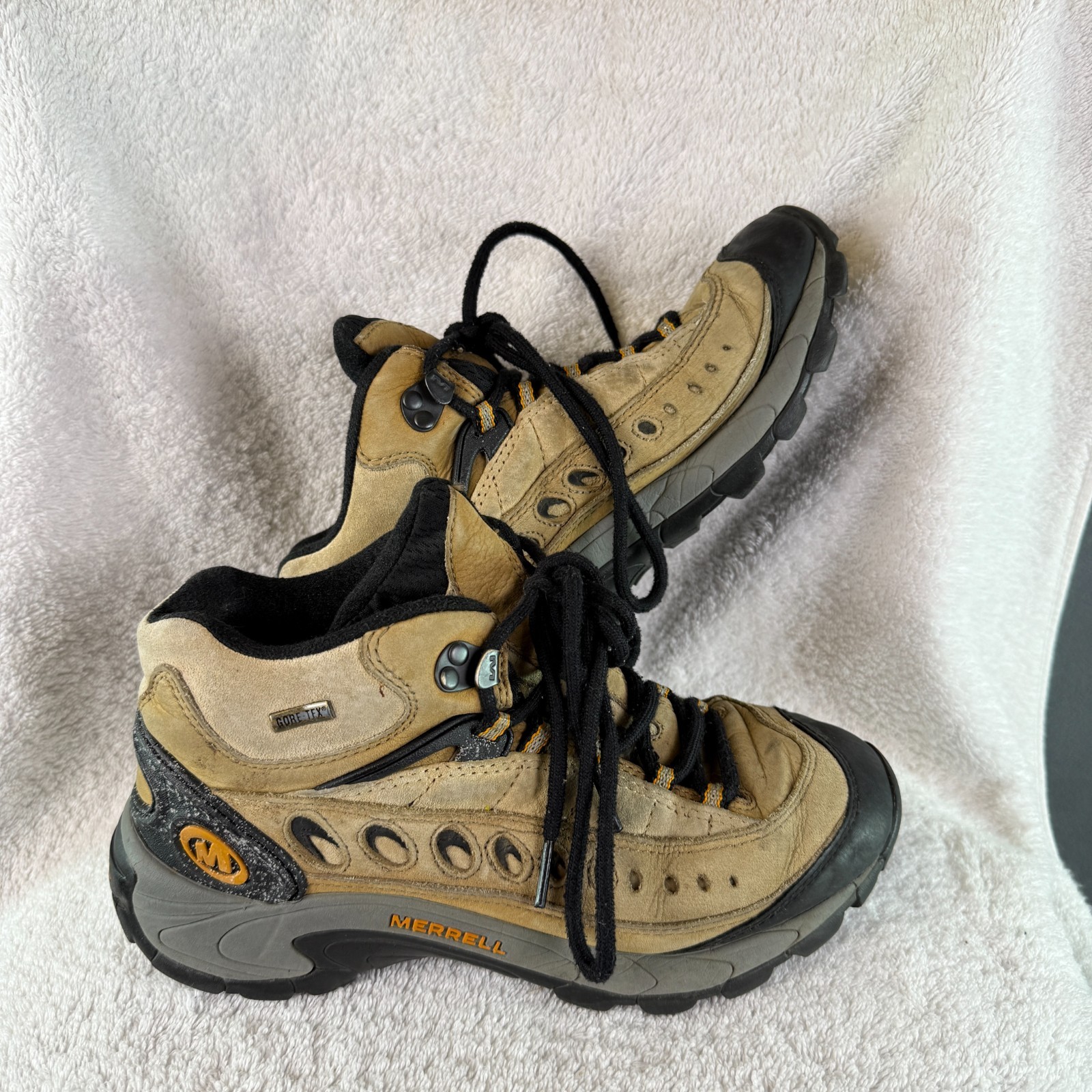 Merrell Womens Hiking Boots  Pulse Mid Gore-Tex Smoke Performance Size 7.5 Shoes