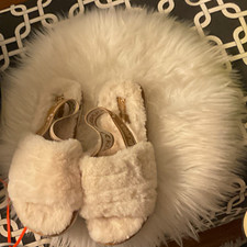 Women  s White Faux Fur Slide Slippers Size 7 Open Toe Comfort Lined