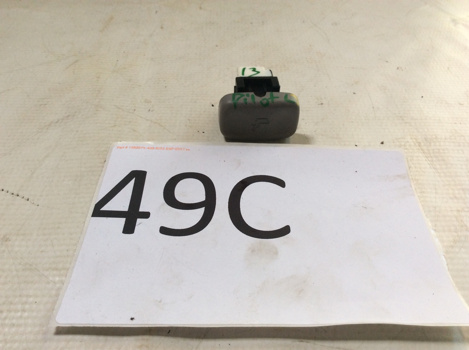 0914 HONDA PILOT FRONT LEFT POWER SEAT ADJUST CONTROL LUMBAR SWITCH