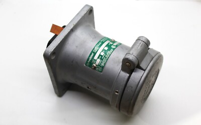 APPLETON ADR1034 100A 3W 4P PIN-SLEEVE RECEPTACLE (FEMALE) LIGHTLY USED