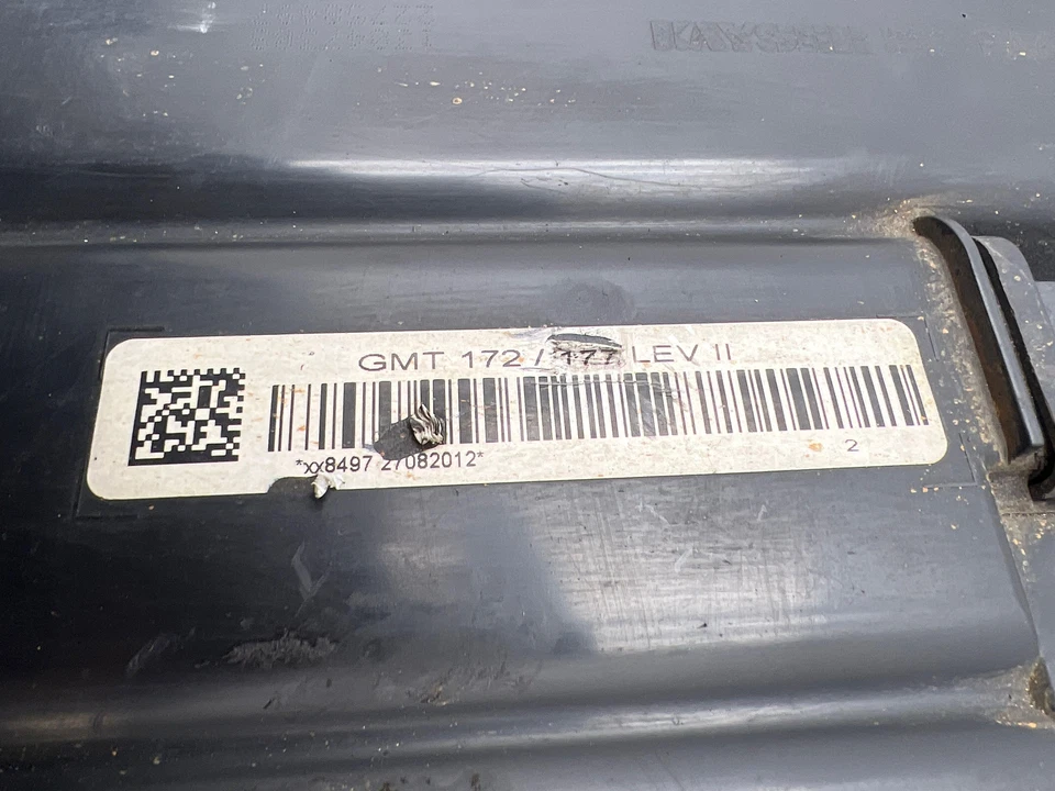 10-17 Chevy Equinox GMC Terrain Fuel Vapor Canister 2.4L Fed Emission 23156464 - Image 2 of 4