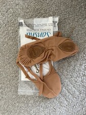 12m Tan Sansha Canvas Ballet