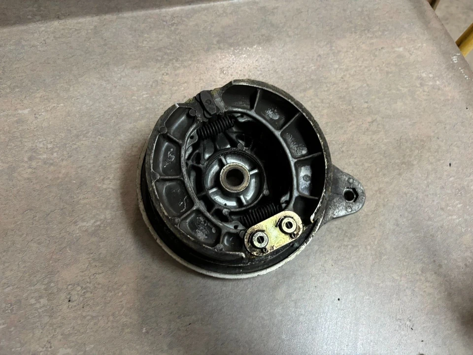 85 Honda CB650 Nighthawk frenos de tambor traseros 1985 y cubierta zapatos CB 650 SC A3 Foto 2 de 2