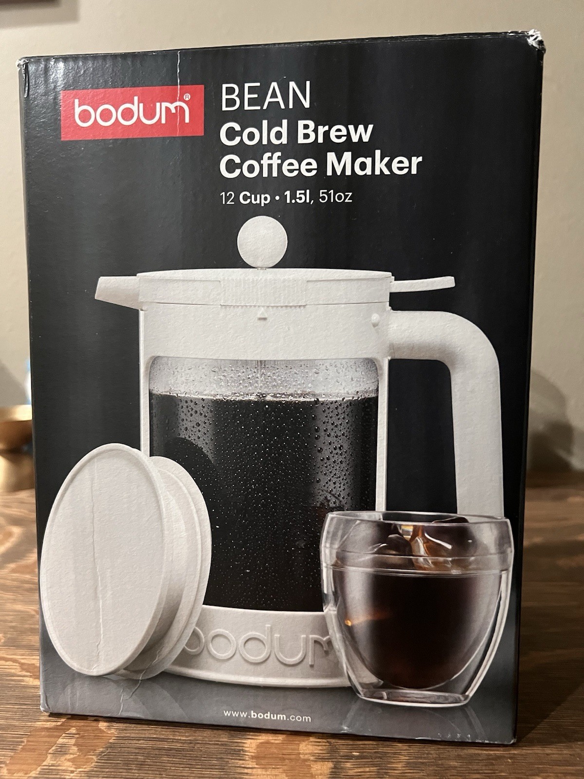12 Cup Capacity 51 Oz - White